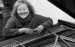 Photo gallery image named: esther-wang.jpg