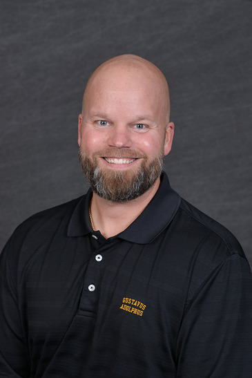 Alex Lindstrom ’99